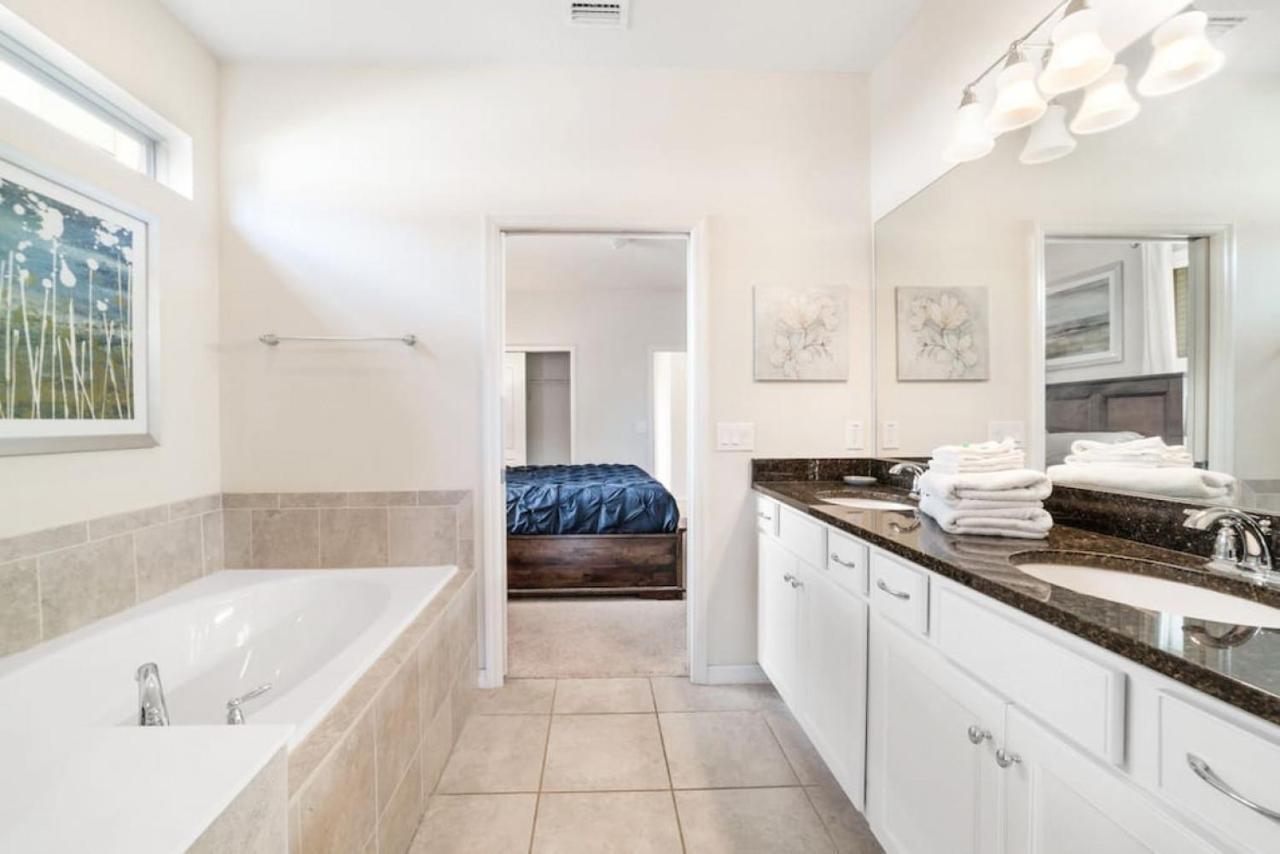 Luxury New Near With Pool 6bedrooms Kissimmee